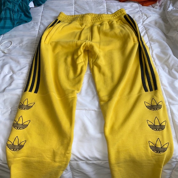 ADIDAS PANTS - Picture 2 of 5